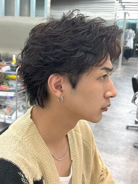 フィフス トウキョウ (fifth TOKYO) 渋谷フェザーパーマメンズカットニュアンスパーマセンターパート