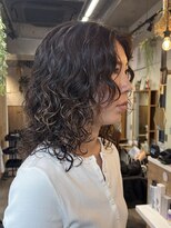 オッジバイケンジ(oggi by KENJE)&nbsp;レイヤーパーマ ブリーチパーマ 横浜パーマ