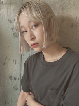 エヴァー(ever) [髪質改善/縮毛矯正/ダークアッシュ/カール/セミディ/姫カット]