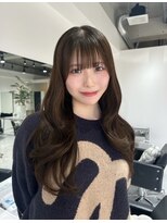 アール(ART)&nbsp;レイヤーカット くびれ巻き