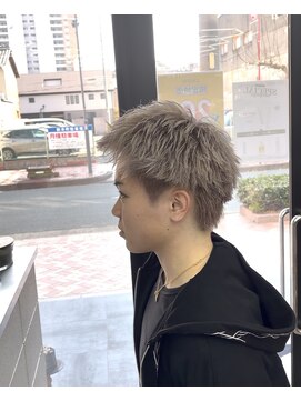 ザ クロー(THE CROW) ハイトーンスパイキーショートピンクベージュケアブリーチ