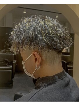 レボ 片町店(Revo) 金メッシュ×ツイストスパイラル