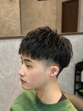 ザ クラン バイ ヘッドライト 仙台長町店(THE CLAN by HEADLIGHT) 【上げも下ろしも出来る2Wayスタイル】+眉カット