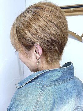 ブレイズヘアー(BLAZEhair) 【白髪染め卒業】ミルクティベージュ×ブリーチ２回