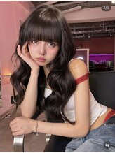 上品な色気を叶える透明感カラー。ブリーチやライトニングカラーのこだわりはコチラ
