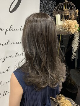 ウィクシー(wixy) アッシュグレージュ