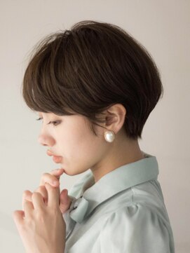 サーカス バイ ビュートリアム 青山(CIRCUS by BEAUTRIUM) 小顔補正立体カット/涼しげヘア/20代/30代/40代