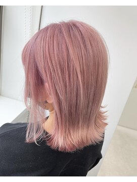 リノート バイ エゴル 名古屋(LINOET by ENGOL) 【LINOET名古屋】手島カミラ ホワイトピンク