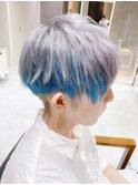 ホワイトヘアカラー×インナーカラー水色