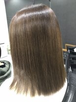 ディティール(Detail)&nbsp;切りっぱなし風×艶さらボブ