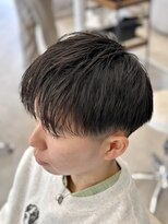 レヴィア(REVIA)&nbsp;メンズ刈り上げツーブロックショートスタイルメンズカット