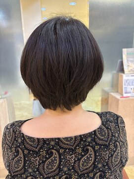 シュヴー 門前仲町(CHEVEUX) 丸みショートボブ