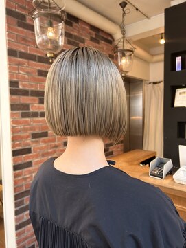 メイクス 表参道(MAKE'S omotesando) グレージュ、ベージュ、ミニボブ
