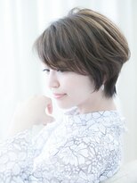 ウィルゴ(VIRGO)&nbsp;ハイライト風カラーとくびれ感が映える大人ショート(st橋元)