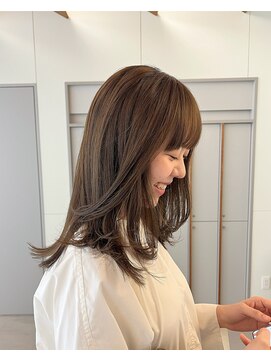 ローレンアオ(LOREN AO) ホワイトグレージュ/デジタルパーマ/フェザーパーマ/栄矢場