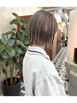 ノード(NODE) 栄ハイライト透明感耳掛けボブスタイル