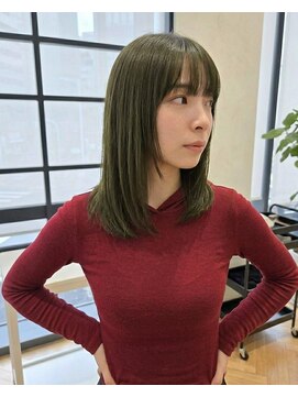 ハーツオオサカ(HE:ARTS OSAKA) 赤み消しオリーブ×やわらかボブ