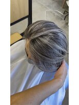ハイク(HYKE)&nbsp;白髪ぼかしハイライト×大人レイヤーボブ