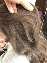 シード(Syead)&nbsp;グレージュ×ブロンドグレー【八王子】【府中】【日野】