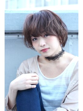 リタ(Lita) Lita遠藤　優しいショコラブラウン　耳掛けマッシュショート☆
