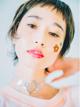 レガーレ(Legare) デザインカラーのウルフショート