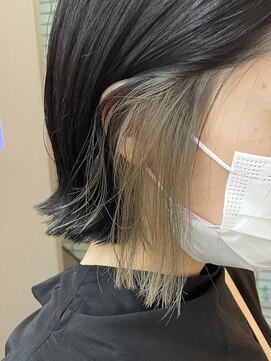 キューズ クラブ(cuz KLUB) 【cuzKLUB】耳上インナーカラーシアーベージュ×ボブ