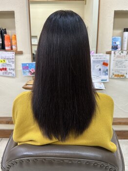 アクアゾーンの写真/髪内部に水分をしっかりと留めることで色持ち・質感も長持ち◎髪質改善TR【水素TR】でしっとりうるツヤ髪に