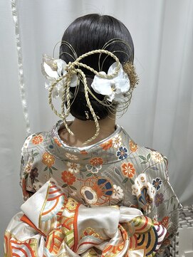 サクララ(Sakura la) タイトシニヨン/成人式ヘア/着物ヘア/アップヘア/ヘアアレンジ