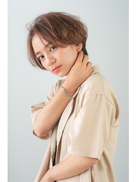 ロッコ(ROCCO) センターパートショートボブ　[八王子]ROCCO