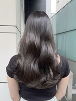 ブリーチなしで叶う！透明感グレージュ