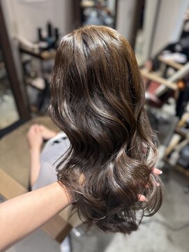 エニー 栄(Any) 韓国レイヤー×ヘーゼルベージュ