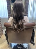 透明感グレージュロング