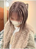 栄タッセルボブくびれ透明感ベージュヘア