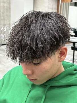 イーラ(era) メンズ刈り上げマッシュ眉毛