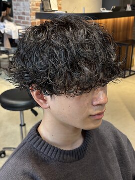 ボンドストーリールミエール(Bond Story lumiere) シャドウパーマツイストスパイラルパーマラウンドマッシュ眉毛