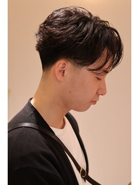 メゾン(Maison) フェザーショート×テーパーフェード