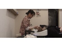 美容室 メゾン ユーガ(Maison Yuga)の雰囲気（活泡泉 髪と頭皮をいたわりながら、 汚れや余分な皮脂を取り除く）