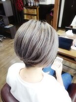 プラス(PLUS)&nbsp;イメチェン ホワイトアッシュショート