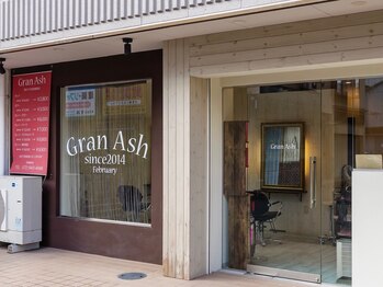 Gran Ash 【グランアッシュ】