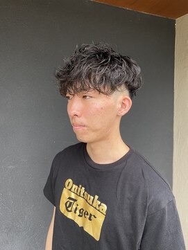 ジン(ZINE) カーリーパーマ