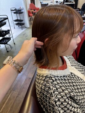 オーガスト ヘア ネイル(AUGUST hair nail) ミルクティーベージュ/ブリーチ1回~/横浜/イヤリングカラー