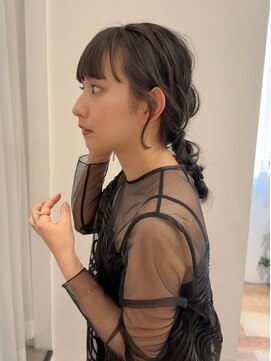 ロマリア(Lomalia) 【Lomalia表参道】グレーベージュ ヘアアレンジ シアーカラー