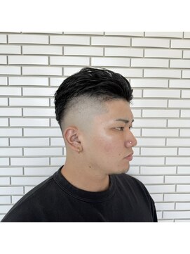 シミズヘアー(SHIMIZUHAIR) オールバックスキンフェードスタイル