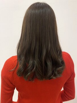 キャパサウス 春日 大野城店(CAPA south) グレージュカラー ゆる巻きセミロング 赤み消しカラー