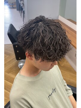 アレス バイ シカ 神戸三宮元町店(ALLES by Cica) 波巻き刈り上げマッシュ