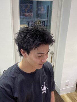ルースト 京都四条大宮店(ROOST) スパイキーショート