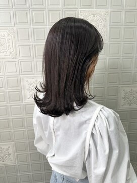 ヘンリエッタ 表参道(Henrietta) イヤリングカラーミディアム