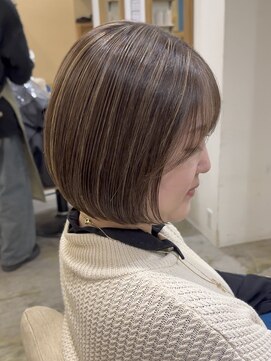 ディフィー 梅田(Defi) 白髪ぼかしハイライト/ブラウンベージュ/ベージュ/@岡