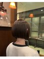 クオン テラッセ納屋橋店(kuon)&nbsp;・丸みシルエットの艶ボブ・まとまりのいい大人ボブ スタイ