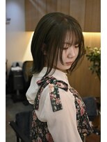 パークホワイト 代官山(PARK White)&nbsp;オリーブベージュケアブリーチミディアムレイヤー小顔カット
